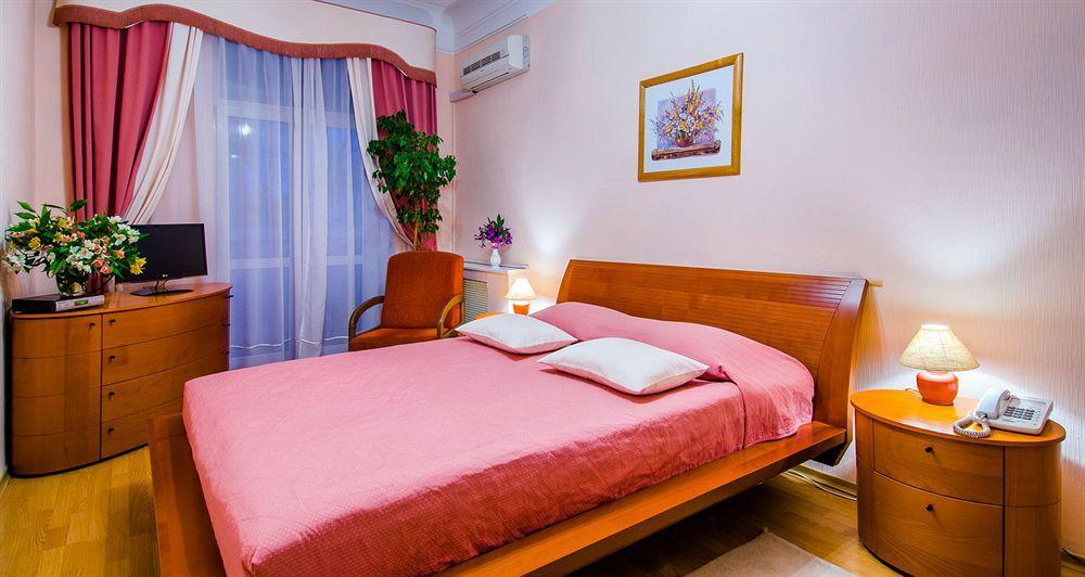 Boutique Apart-Hotel Sherborne Kiev Extérieur photo